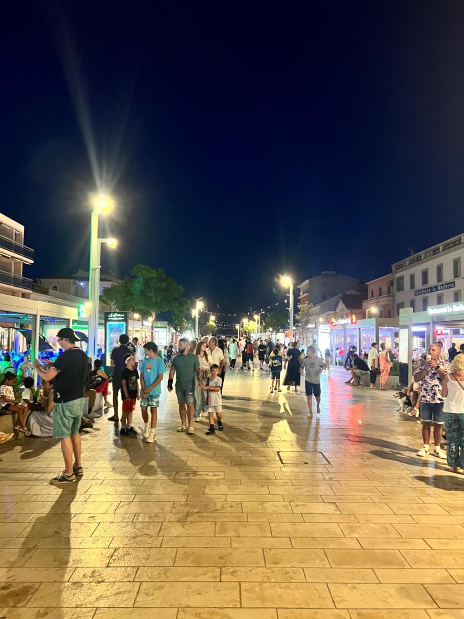 Oustal Caval Marin A Apartman Valras-Plage Kültér fotó